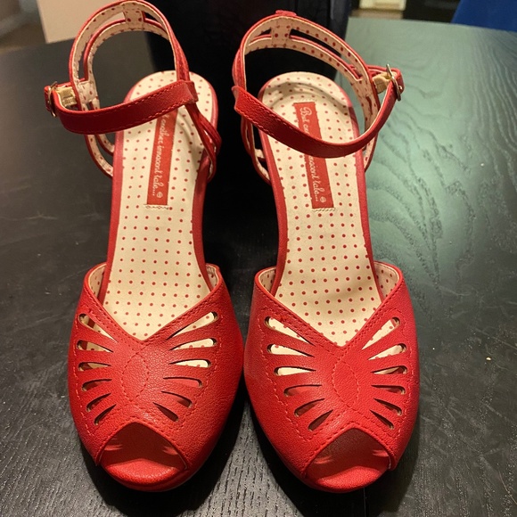 BAIT heels - 7.5 - Picture 1 of 5